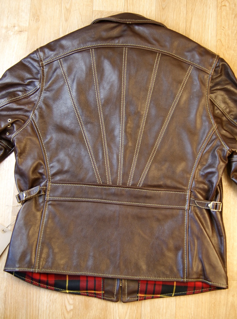 Aero Sunburst Seal Vicenza Horsehide FQP1 back.jpg