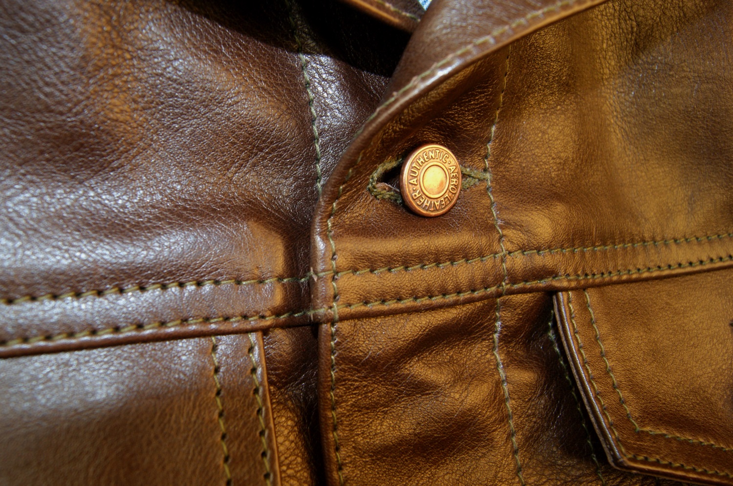 Aero Type 3 557XX Seal Vicenza Horsehide TQC chest button.jpg