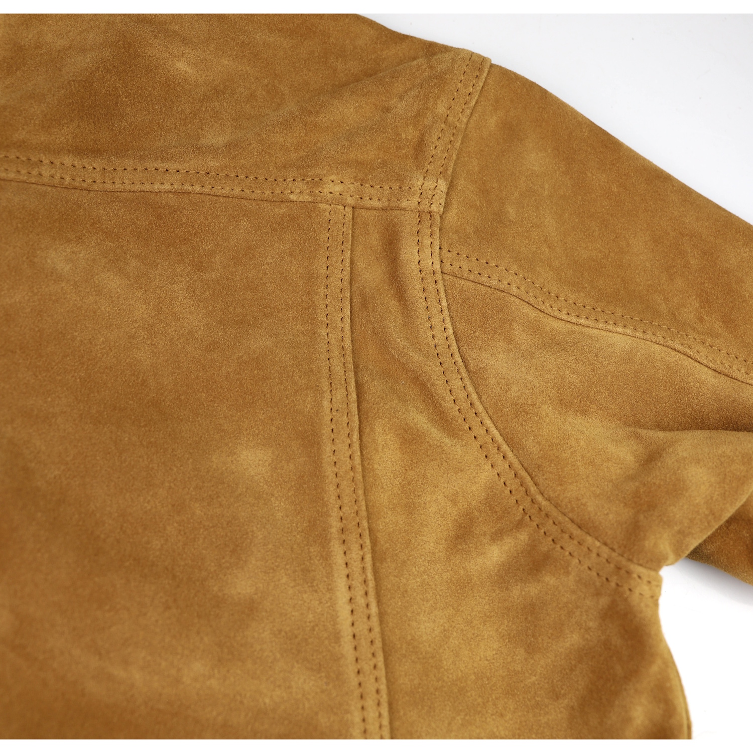 Aero Type 3 Golden Suede WT7 upper back IG square.jpg