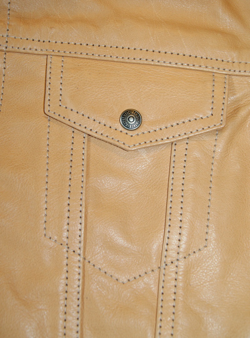 Aero Type 3 Natural Vicenza Horsehide HA7 chest pocket.jpg