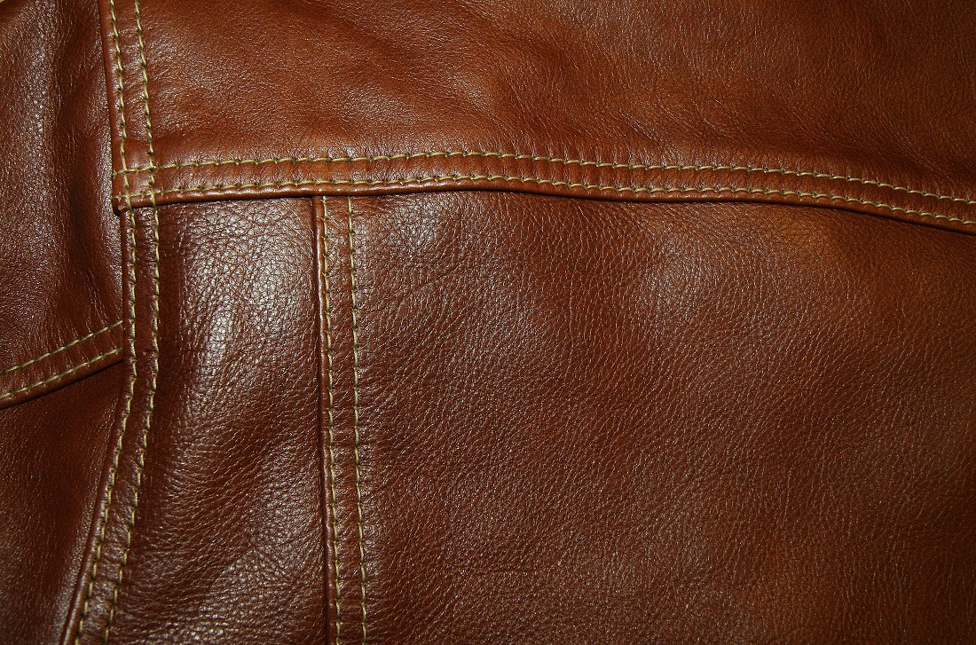 Aero Type 3 Russet Vicenza Horsehide 40 yoke.jpg