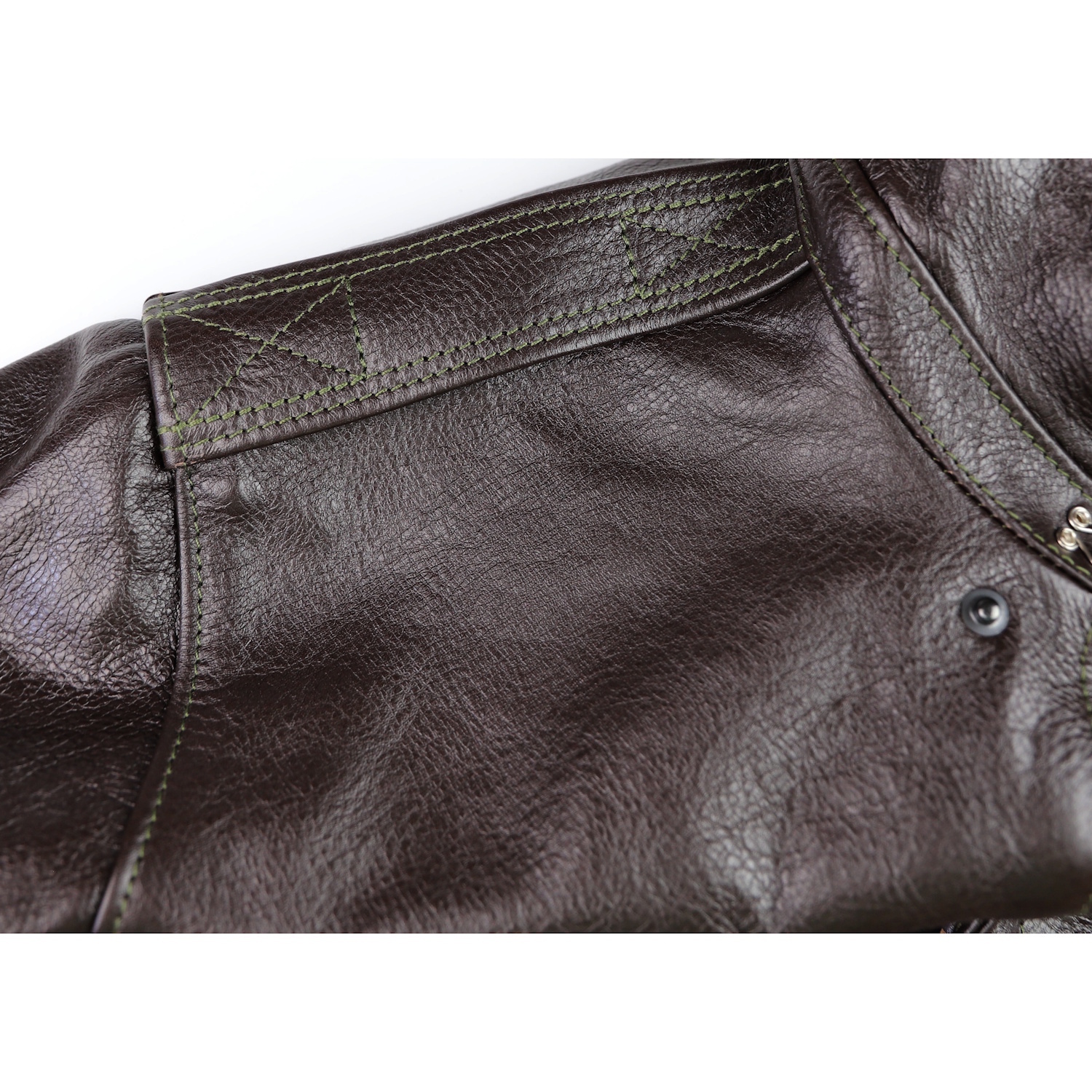 Aero Unknown Maker 1756 A-2 Dark Seal Vicenza EN82 epaulet IG square 1.1.jpg