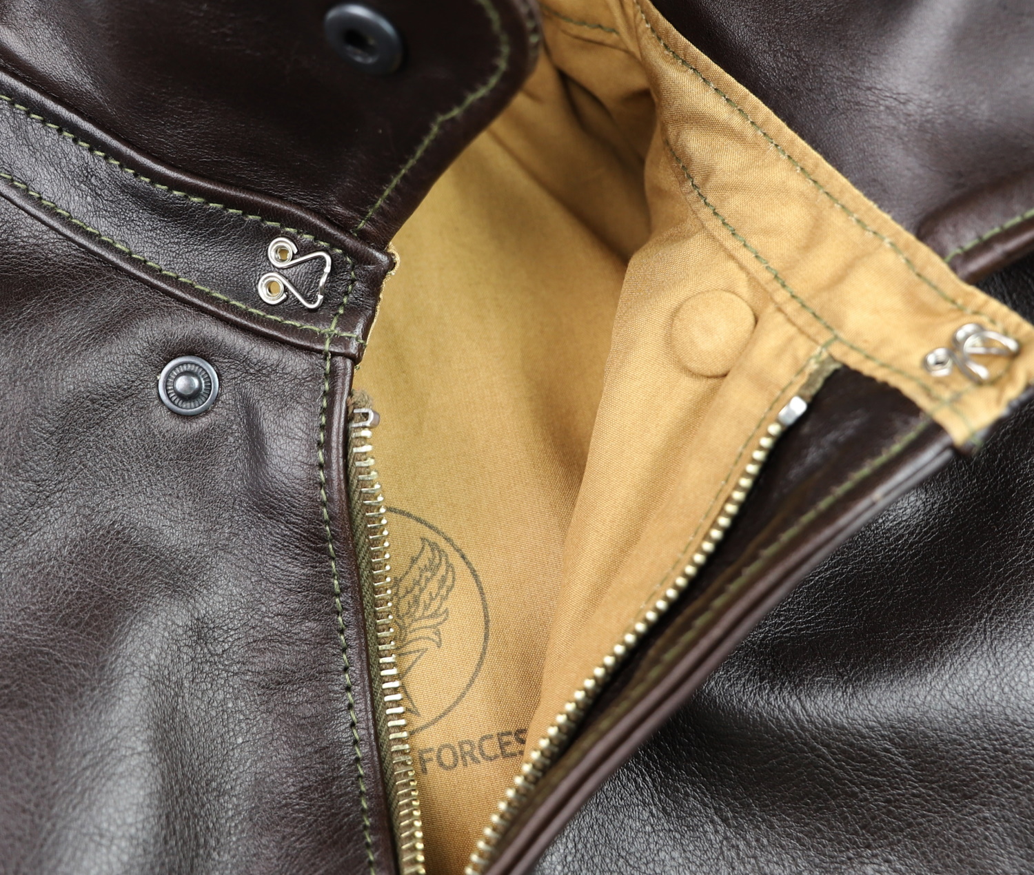 Aero Unknown Maker 1756 Dark Seal Vicenza Horsehide F8V hook and loop.jpg