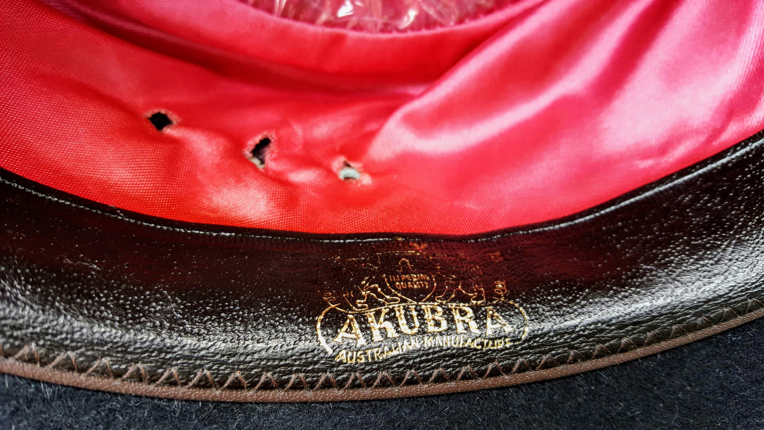 Akubra-Tracker-Black-56-Inside-05.jpg