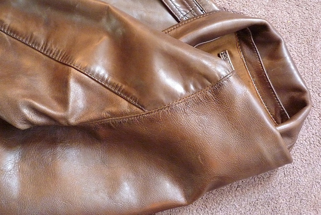 AVI Leather A-2 042.JPG