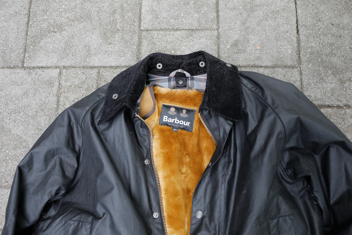 barbour-black-lined-kunja-4.jpg