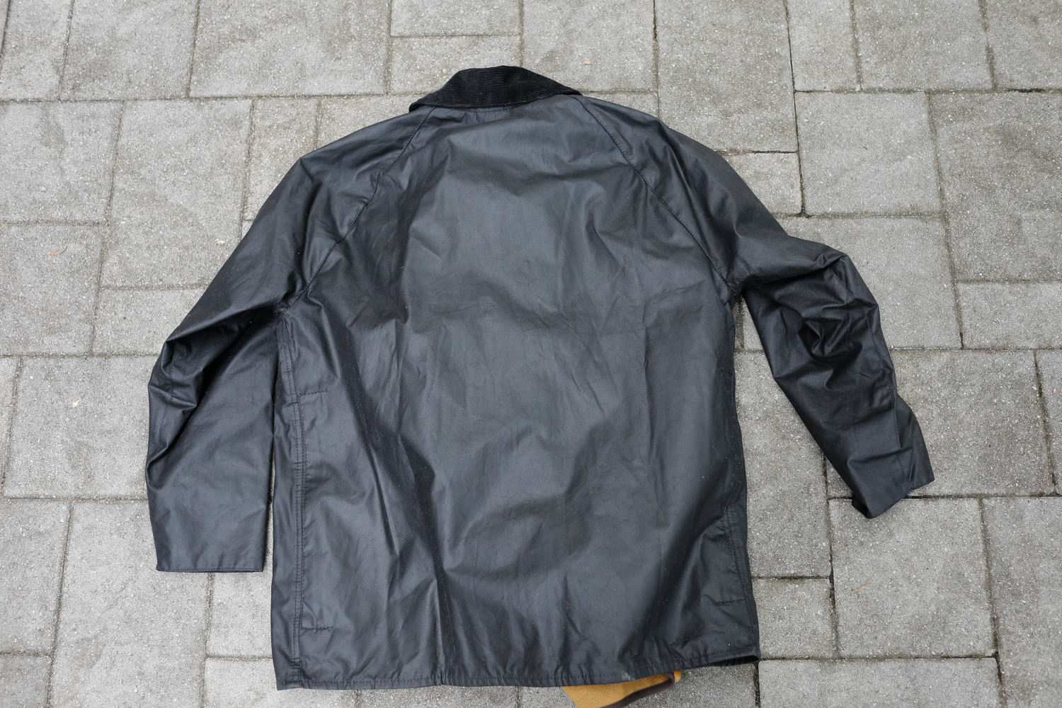barbour-black-lined-kunja-7.jpg