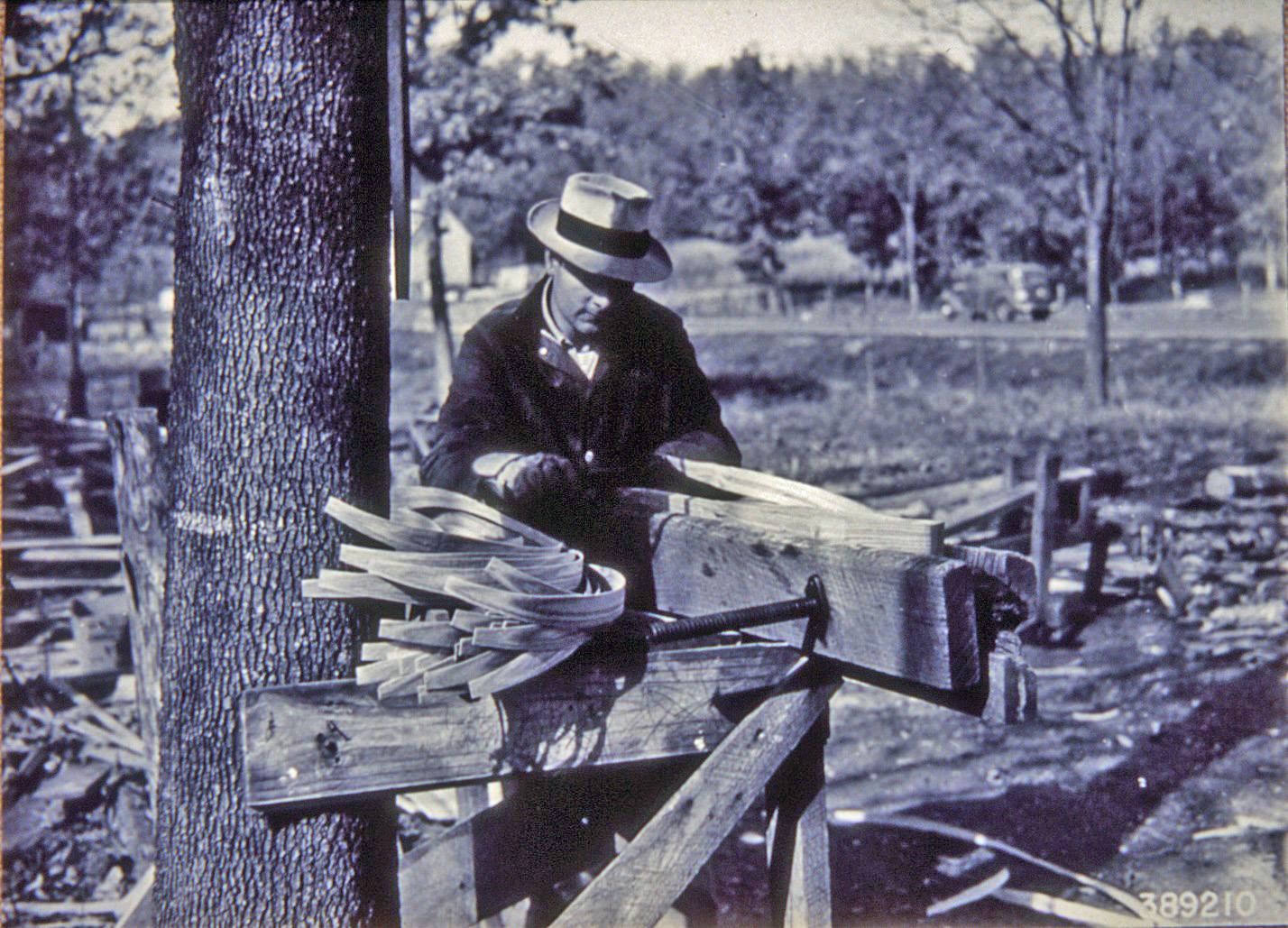 Basket_Maker_Mark_Twain_Forest_1939.jpg