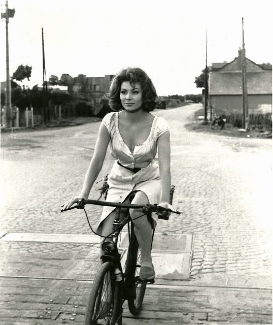 bicycle sophia loren.jpg