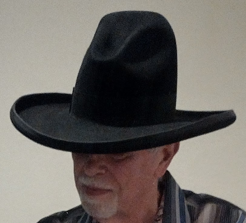 black rolled brim.jpg