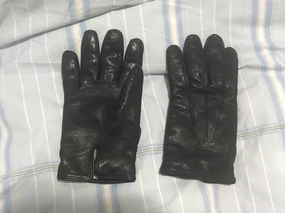 blgloves01.jpg