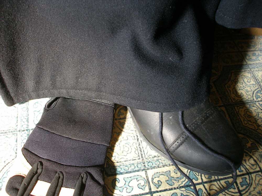 blk boot n glove.jpg