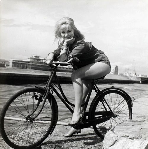 bond & bike 6 elke somer.jpg