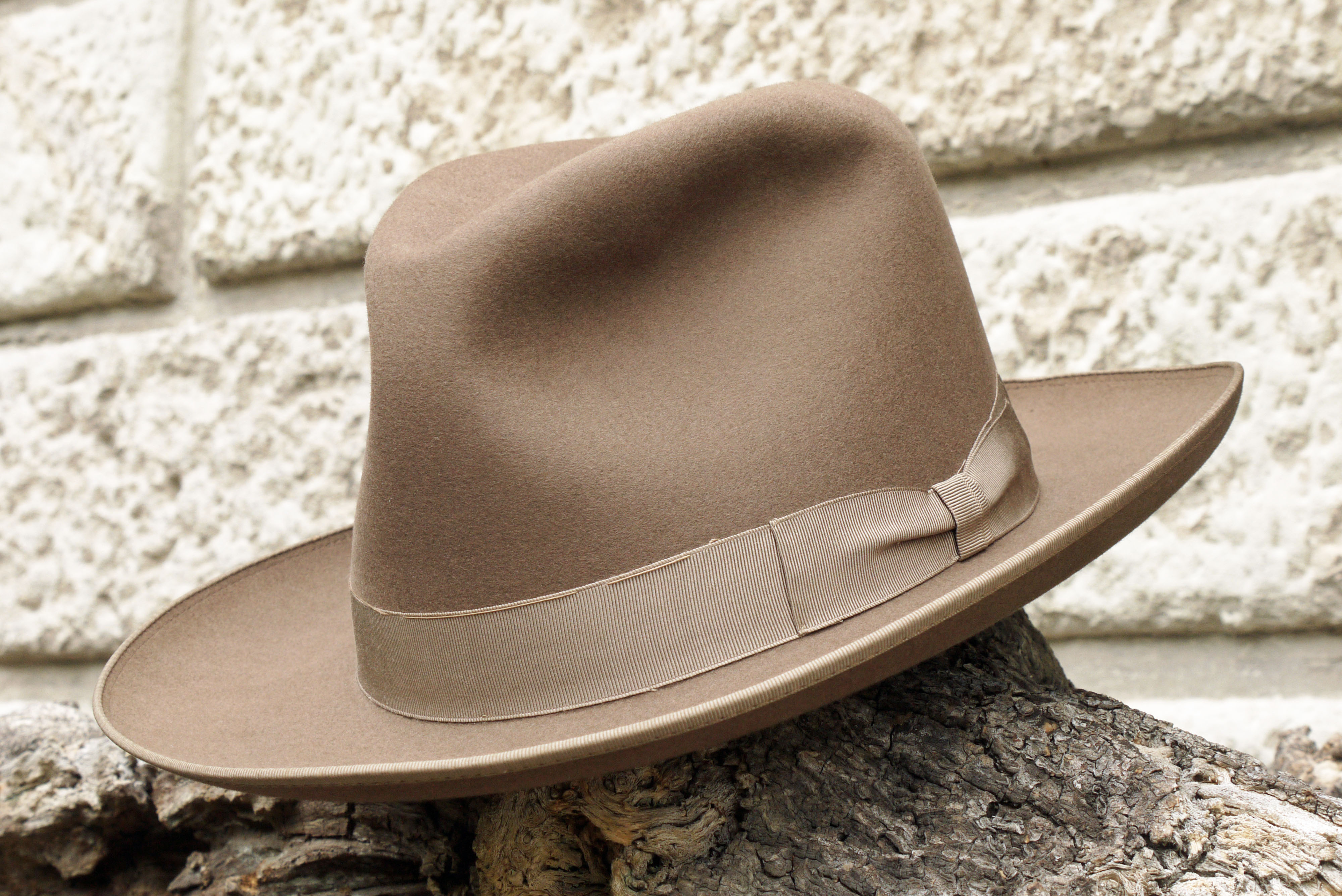 Borsalino 57 Marron 5.jpg