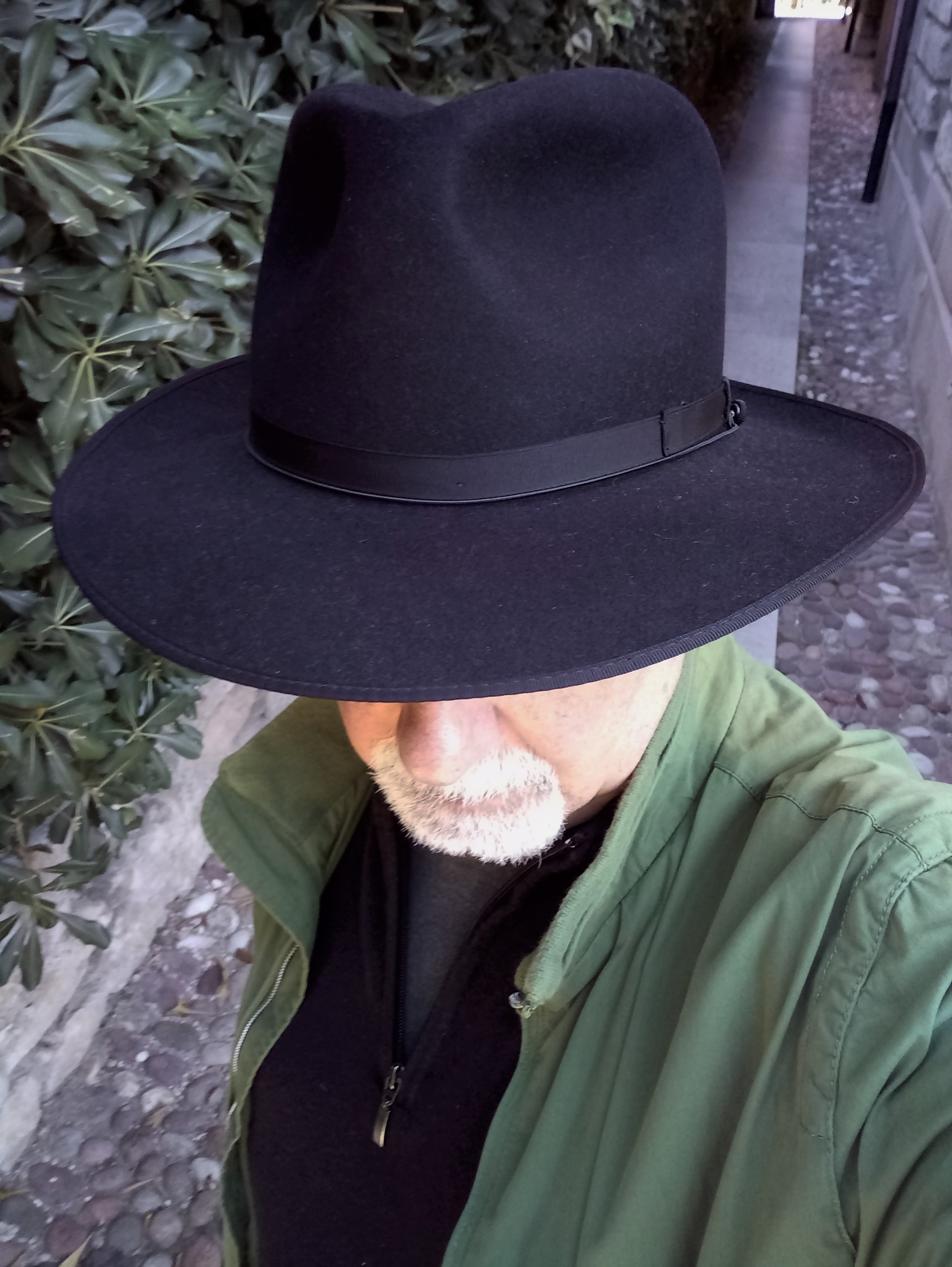 Borsalino largo 5.jpg