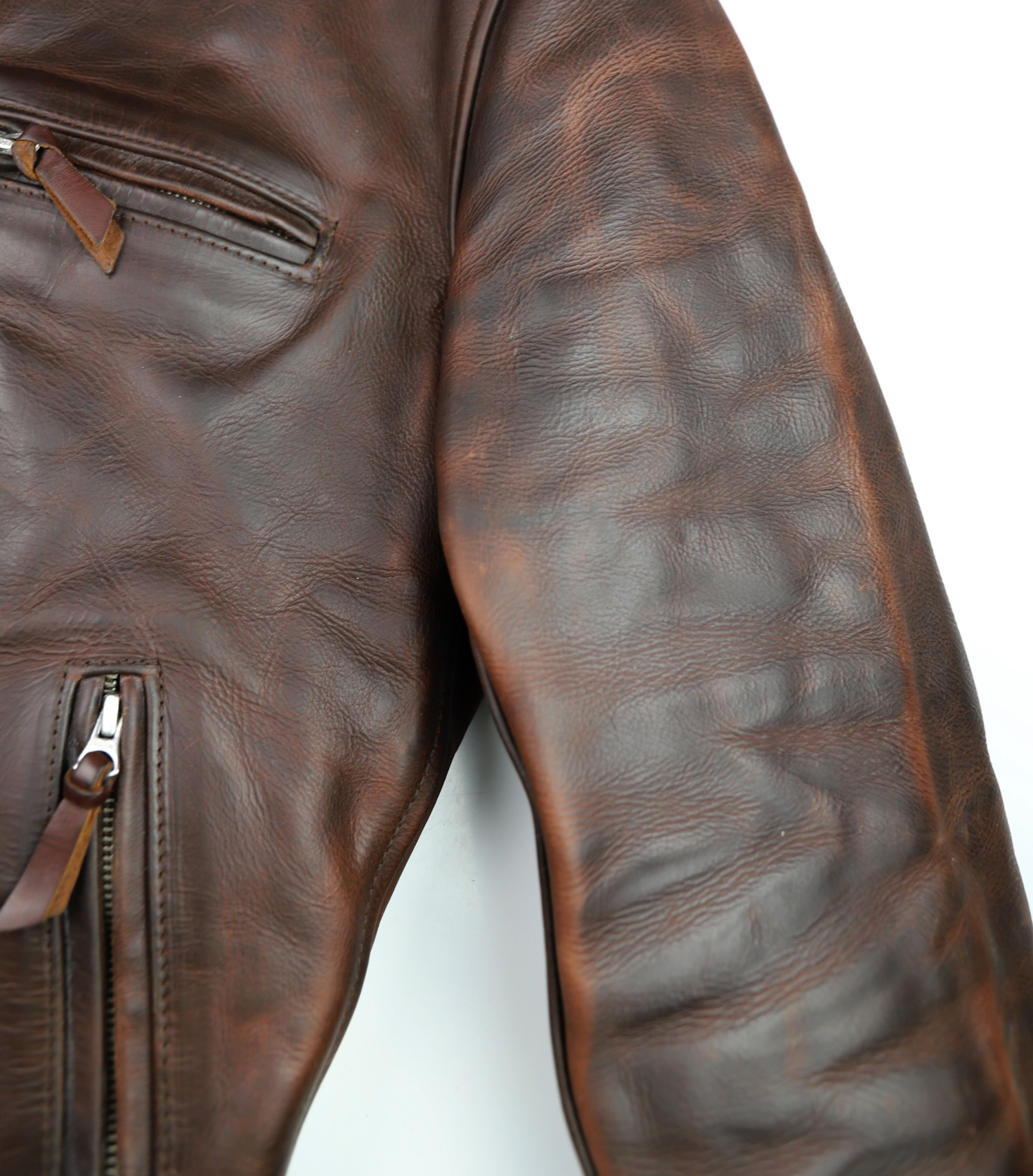 Brown CXL Steerhide patina wear 1.jpg