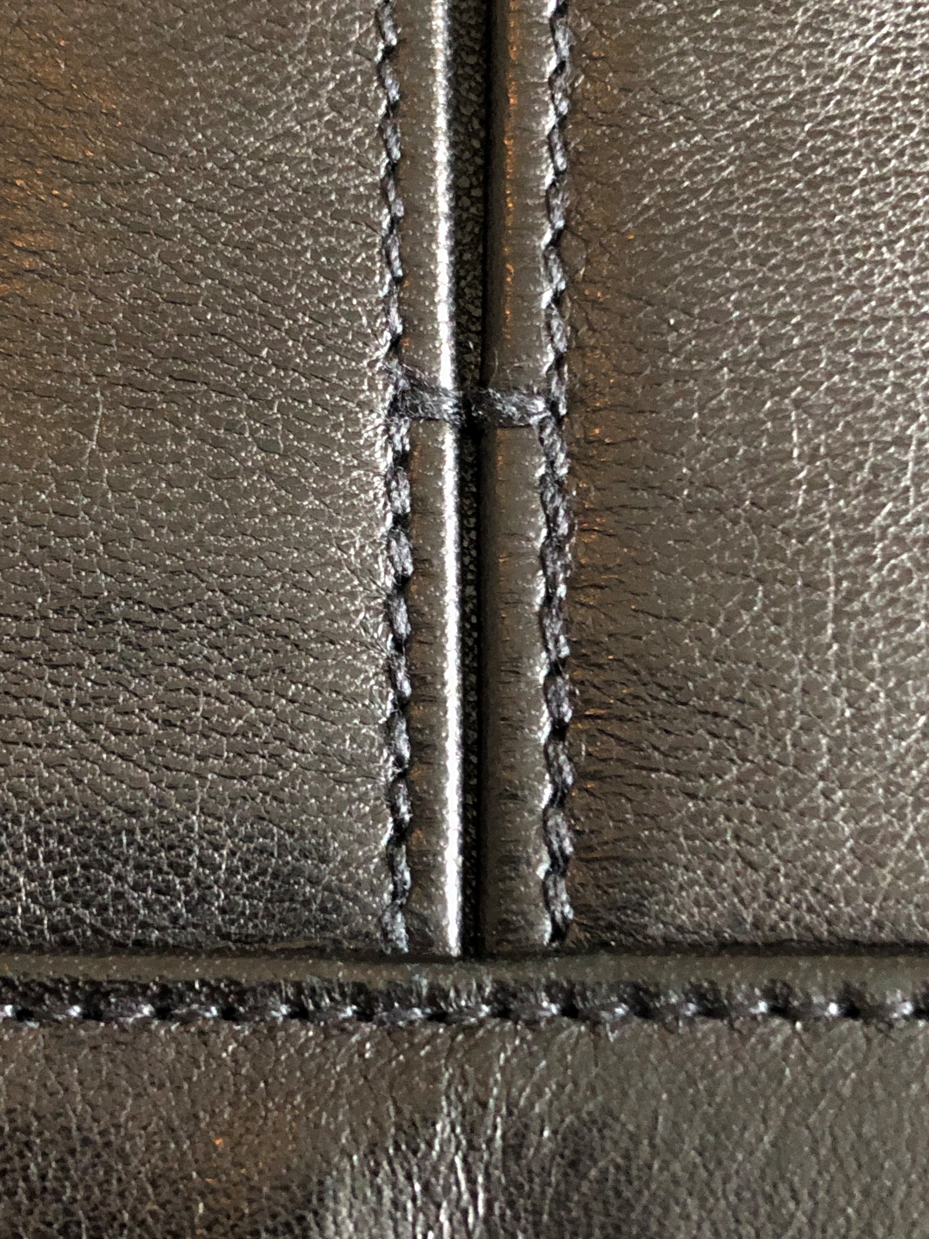 Center vent stitching.jpg