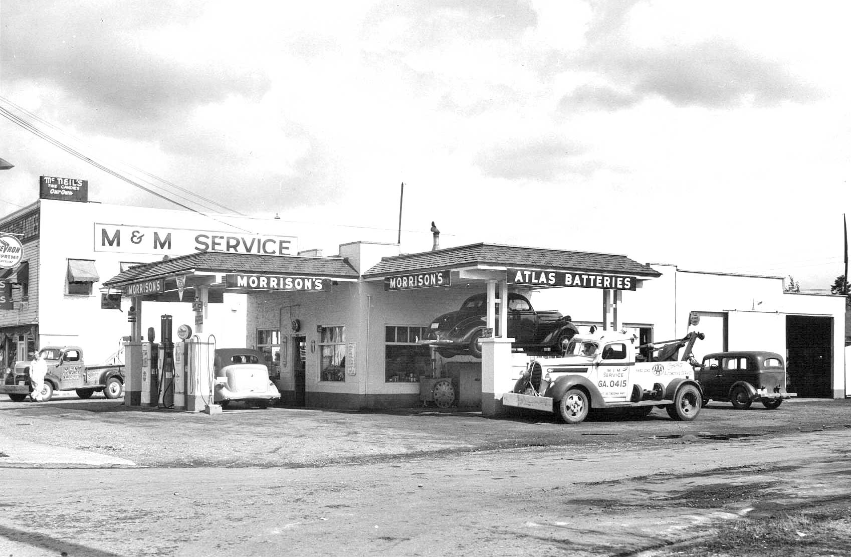 Chevron-Gas-Station-Garage.jpg