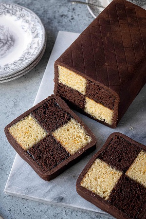 chocolate-orange-battenberg.jpg