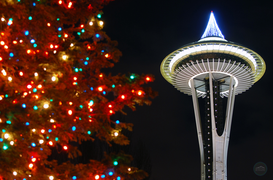 Christmas space needle.jpg