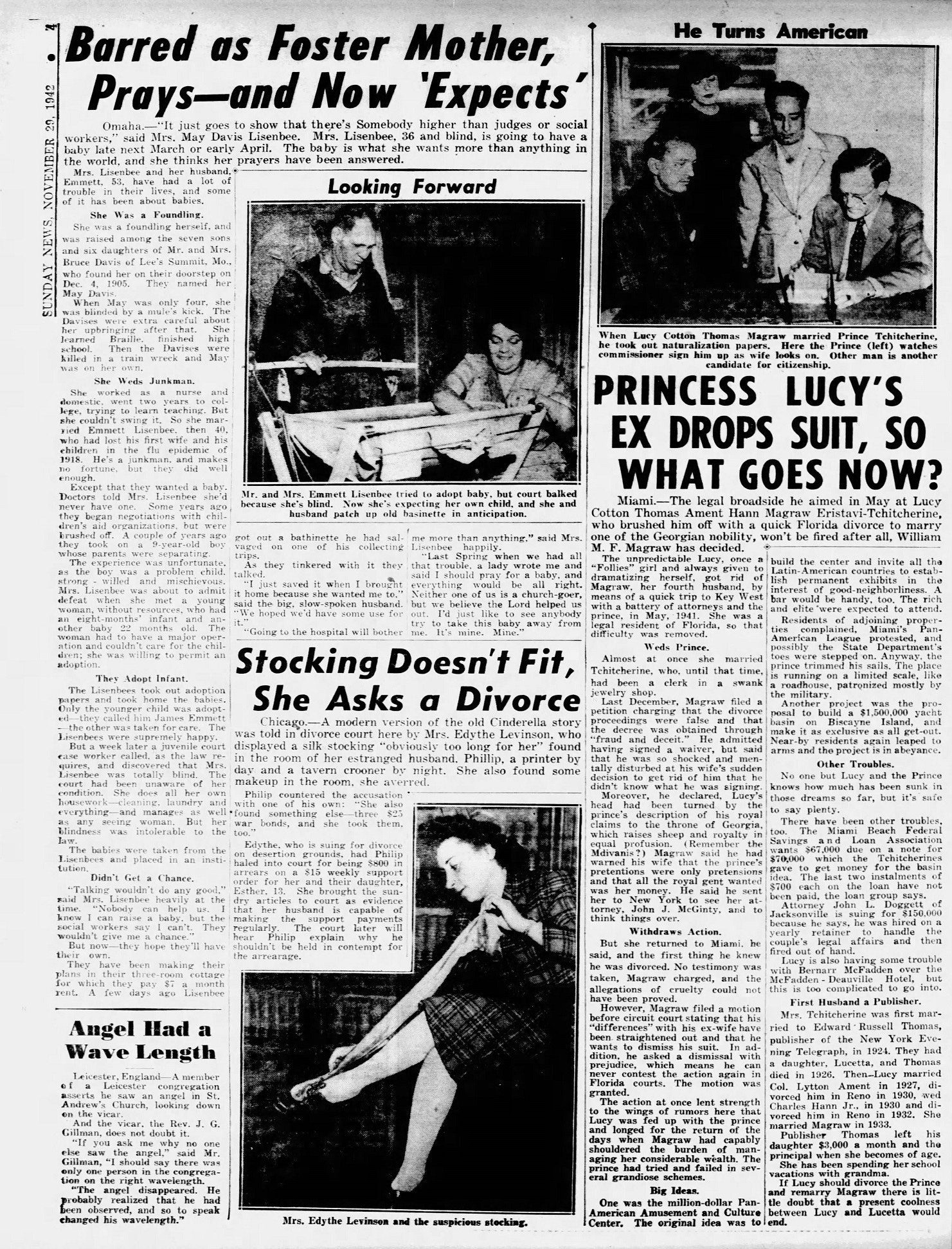 Daily_News_Sun__Nov_29__1942_.jpg