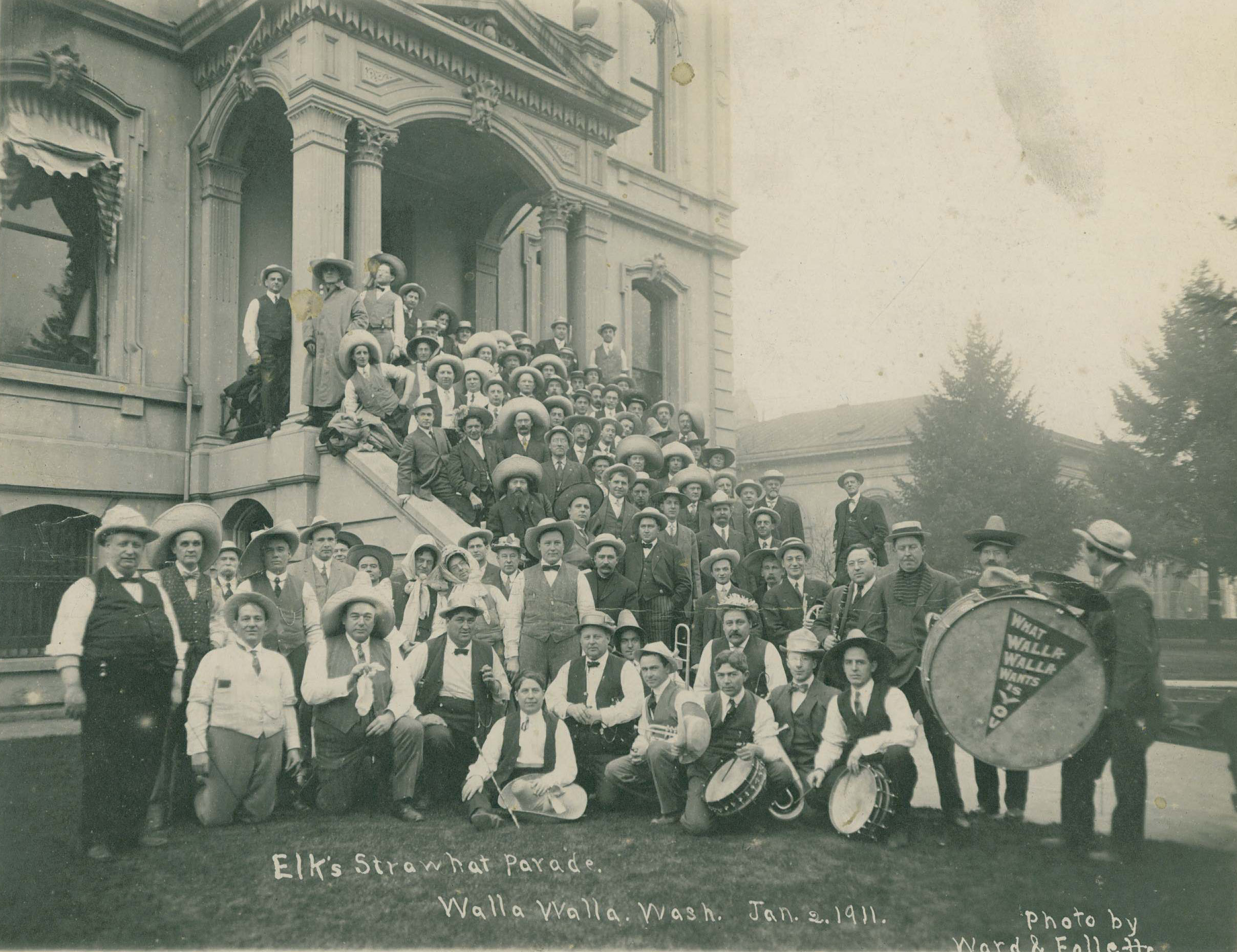 Elks_Straw_Hat_Parade.jpg