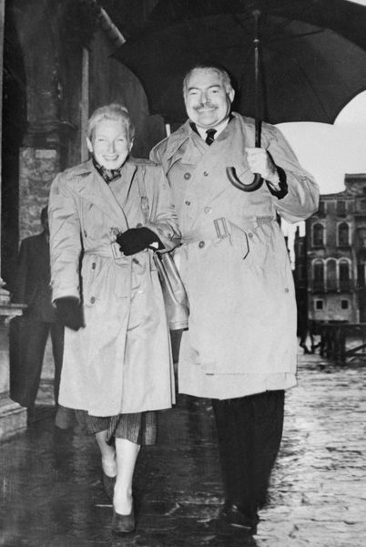 ernest-miller-hemingway-visits-venice-1948-wife-14725811.jpg