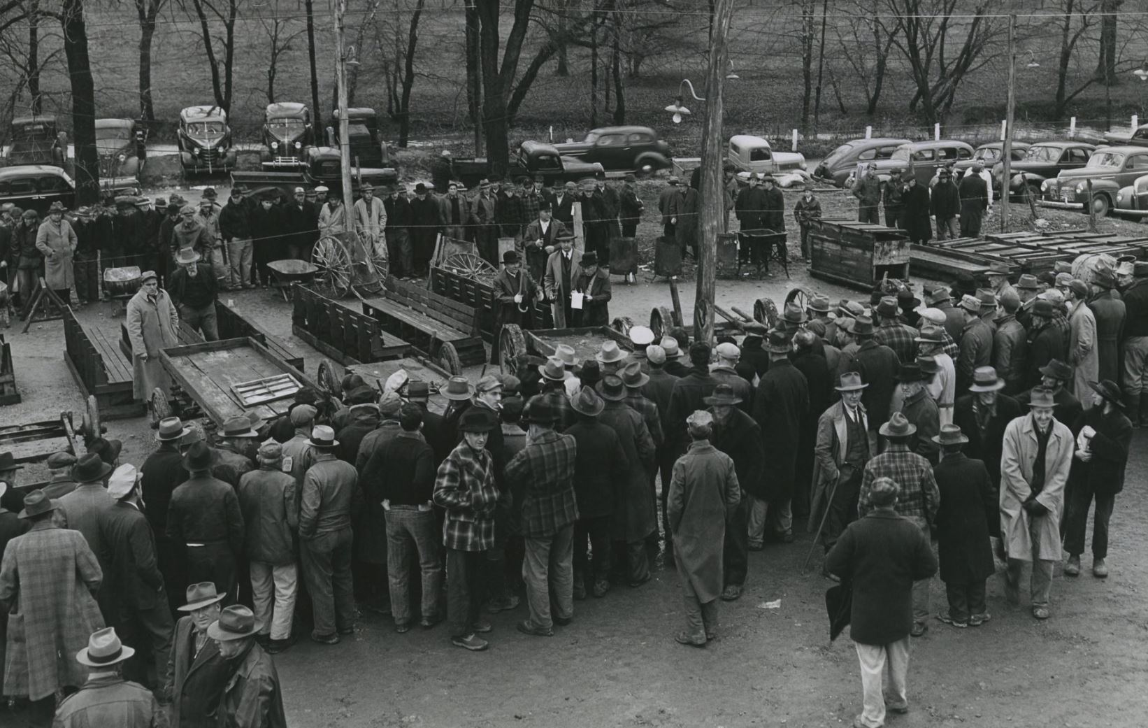 farm_surplus_auction_1944.JPG