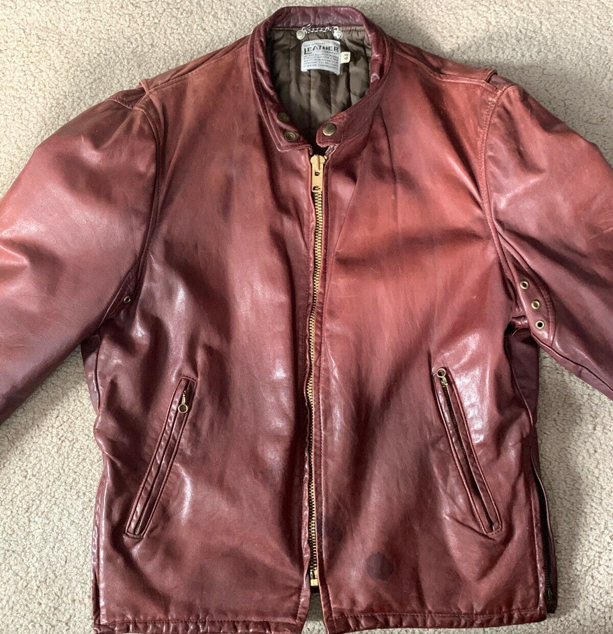 Fidelity Oxblood cafe racer 1.jpg