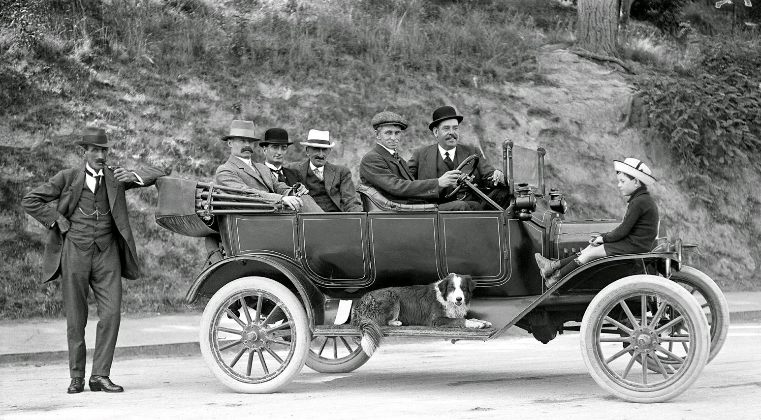 ford_motor_car_1916.JPG