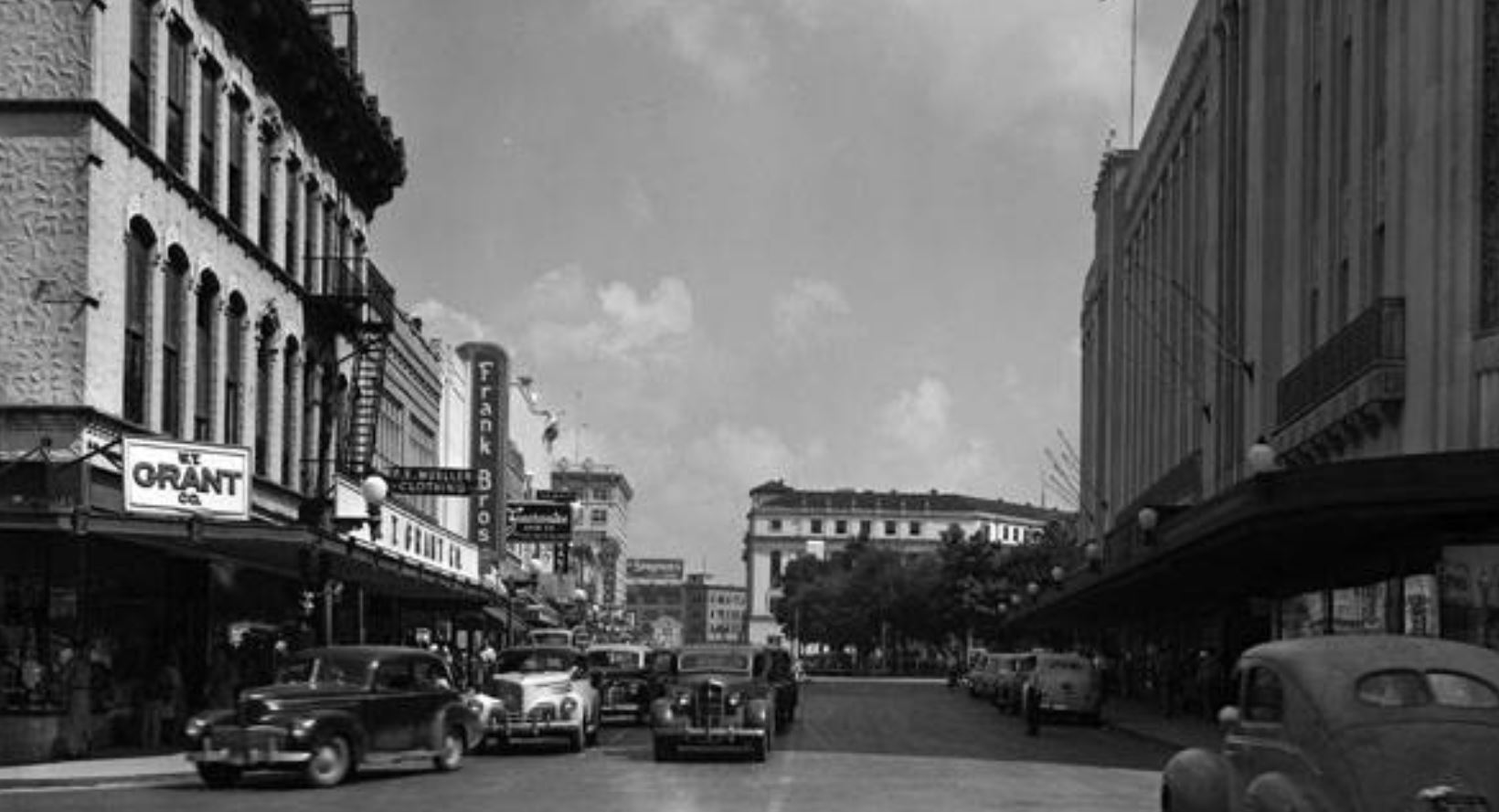 Frank_Bros_San_Antonio_1946_Alamo_St.JPG