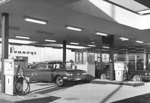 full-10752-7462-jcp_gas_station_tacoma.jpg