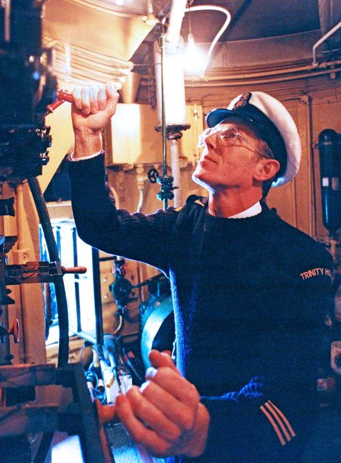 Gerry-Douglas-Sherwood-at-Needles-Lighthouse-Engine-Room.jpeg