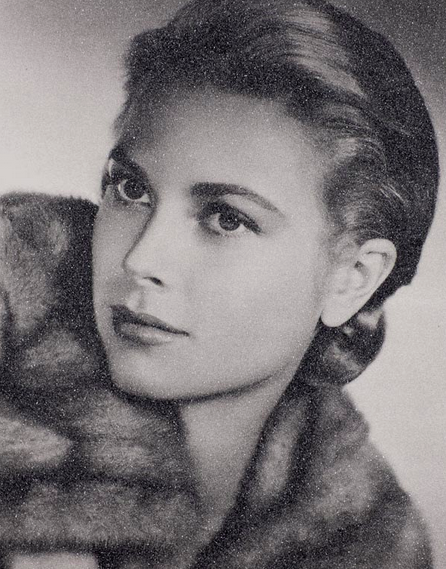 Grace-Kelly.png