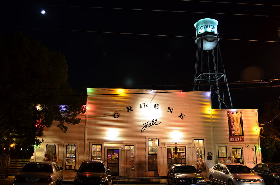 gruene-hall-david-morefield.jpg