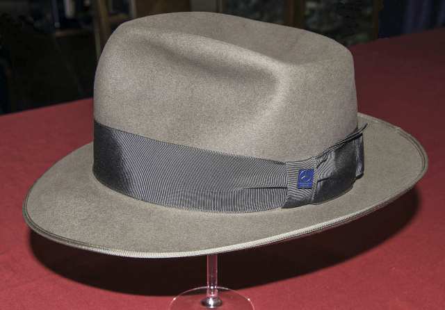 Hat City Hat Co c1950 side 640x.jpg