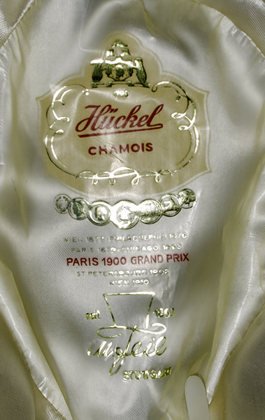 Huckel Logo.jpg