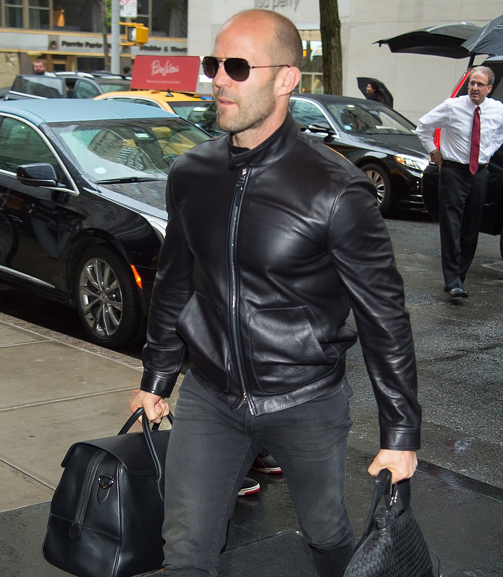 jason-statham-buzz-cut_8x3w.jpg