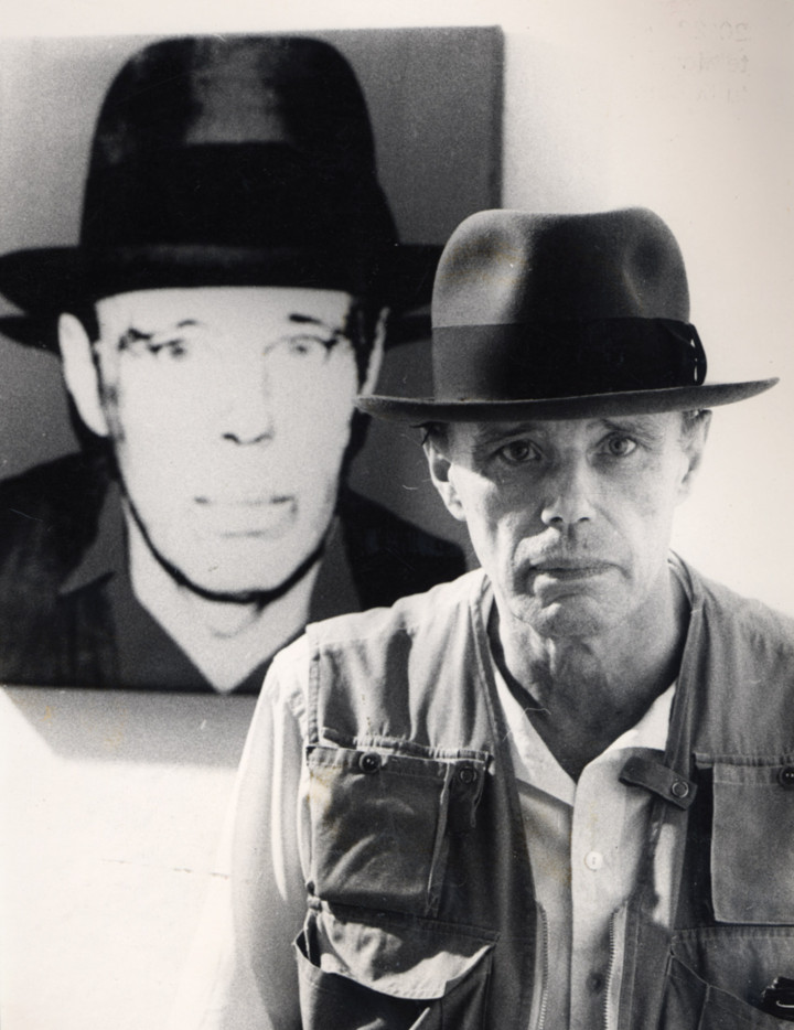 Joseph-Beuys_FlashArt.jpg