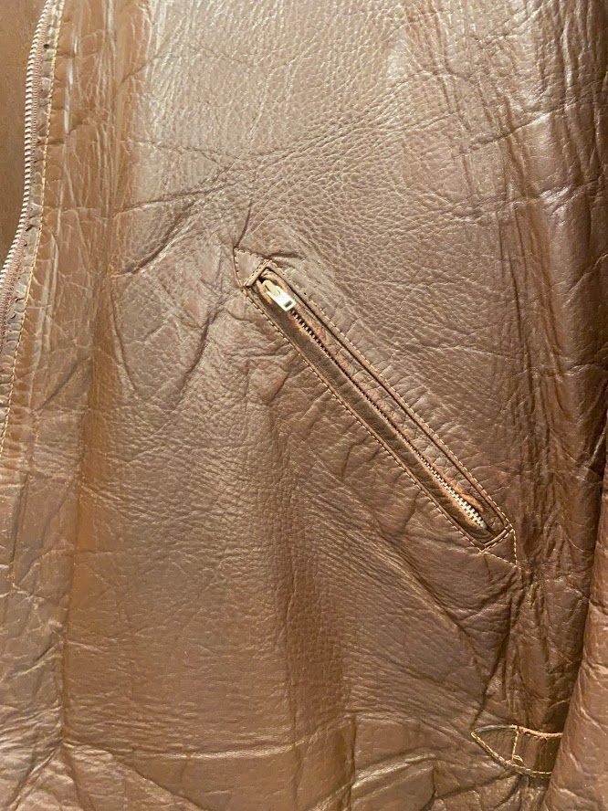 Leather Grain & Pocket.JPG