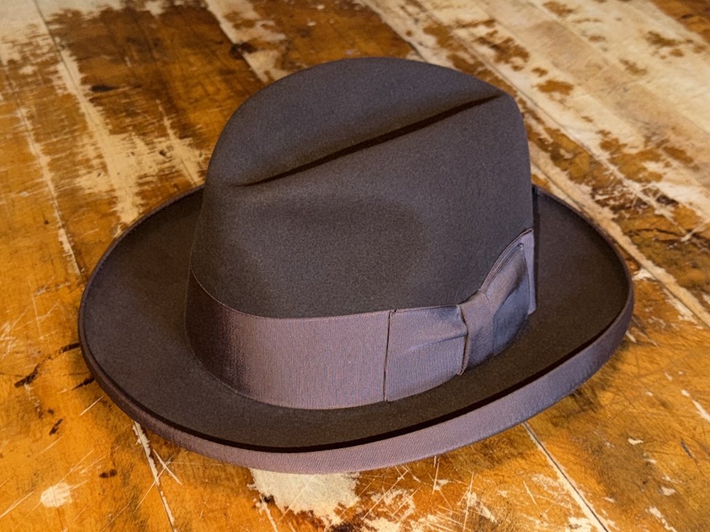Lee size 7 burgundy homburg (1).JPG