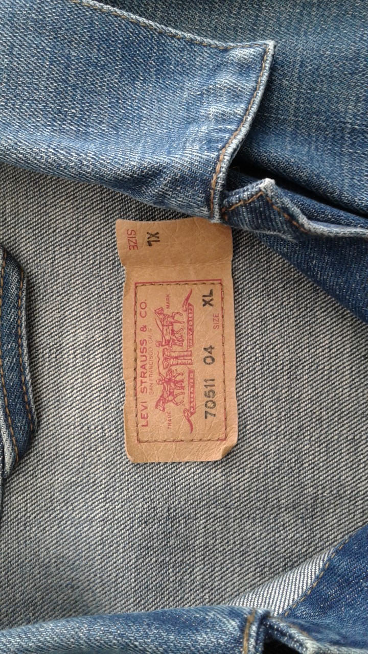 Levi Denim jacket 2.jpg