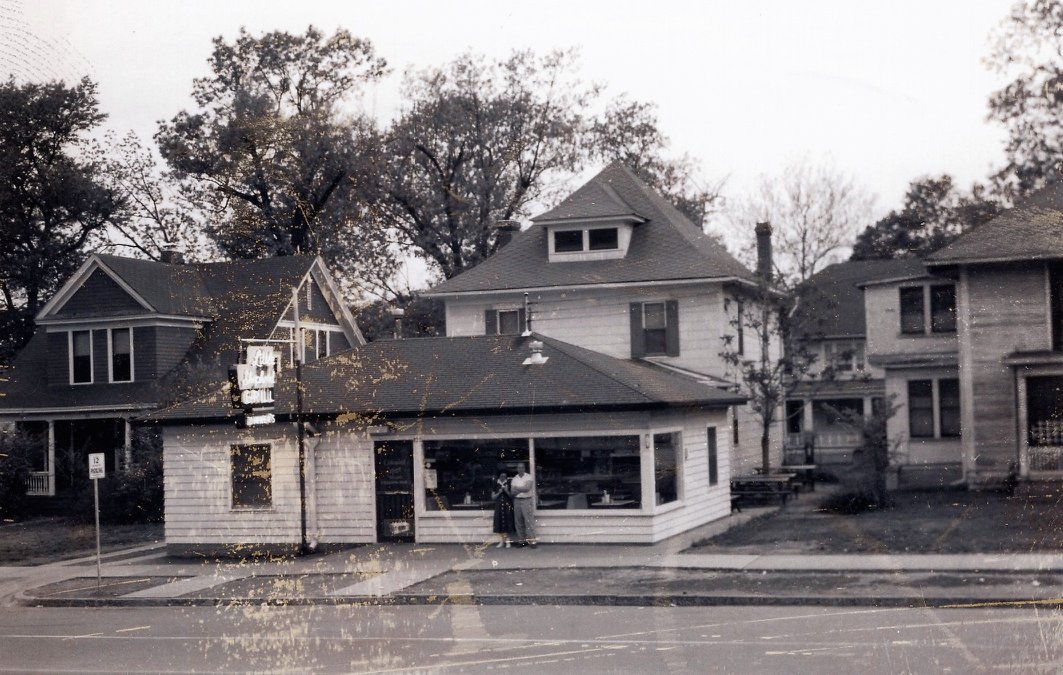 Little_Shepherd_Grill_Houses.jpg