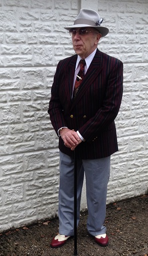 Maroon Blazer And silvergreybtrousers2 001.JPG