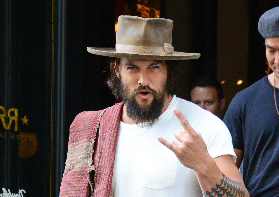 momoa-nyc-08jul14-03.jpg