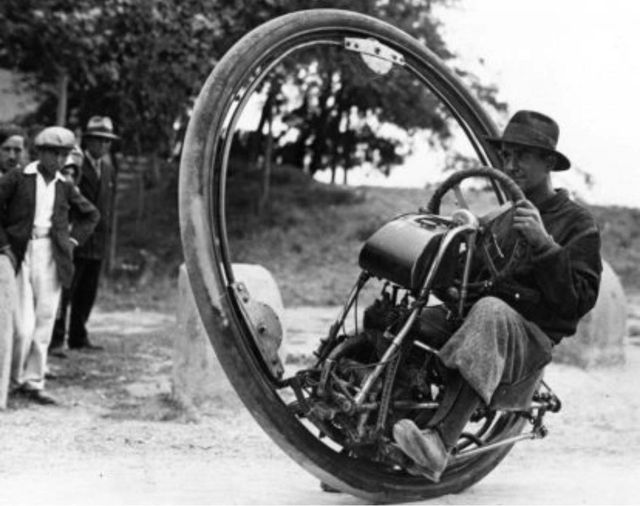 Monowheel_1930s.jpg