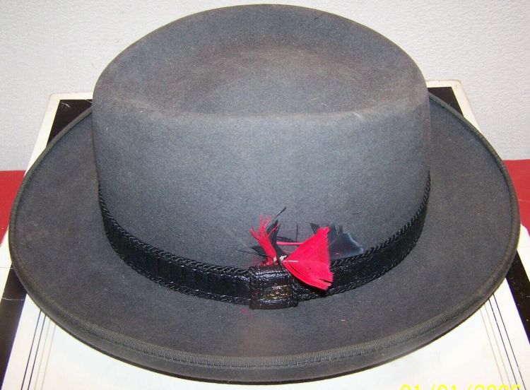 mysteryhat1.jpg