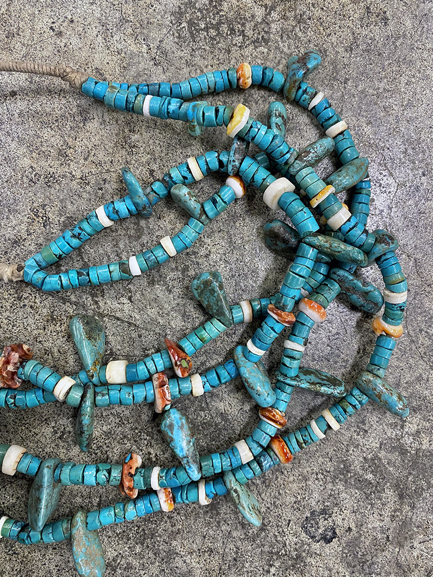 navajo_turquoise_heishi_2.jpg