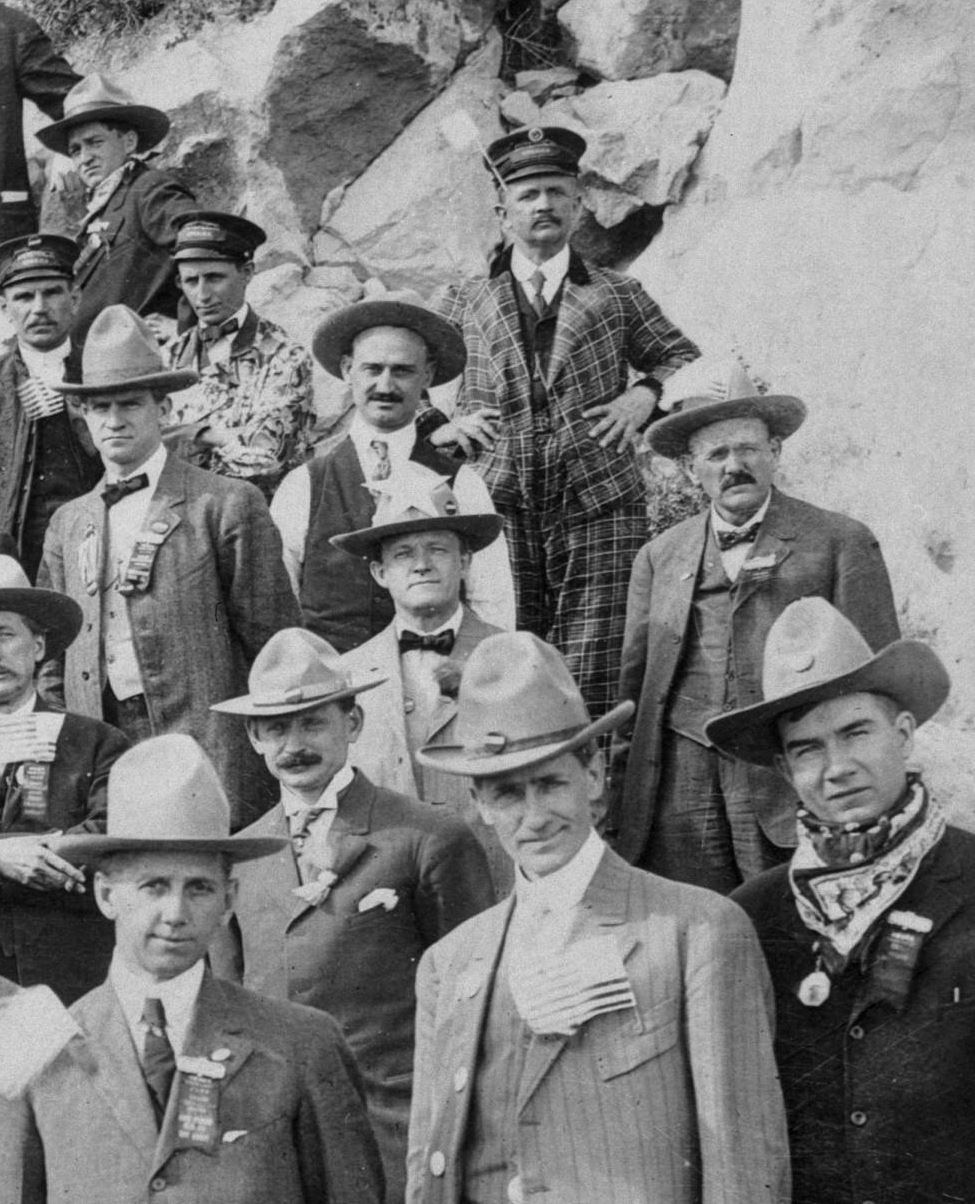 omaha_businessmen_in_rattlesnake_buttes_wyoming_1906_zoom5.JPG