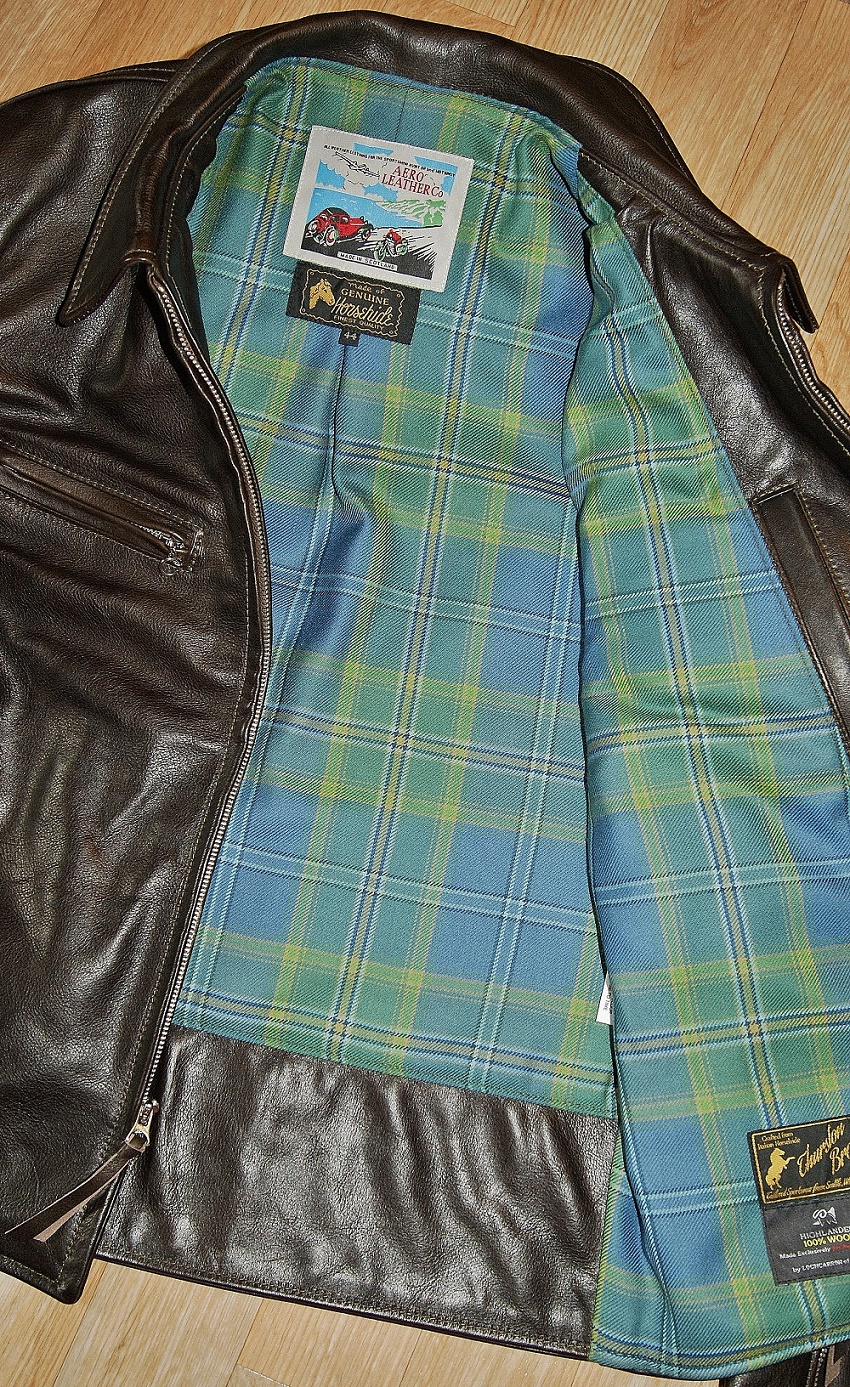 Photo 7 Aero_Seven_Dark_Seal_Vicenza_44_All_Ireland_Blue_tartan_lining.jpg